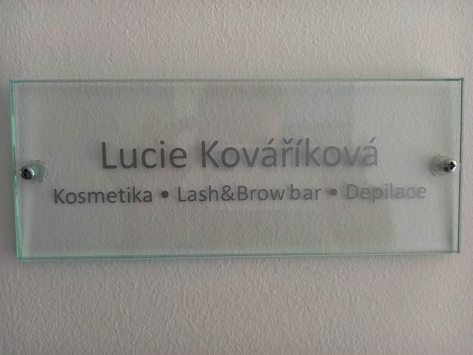 Cedule salonu Lucie Kováříková