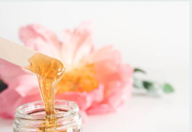 Péče při depilaci cukrovou pastou